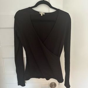 Aritzia Wilfred Free Black Crossover Longsleeve Top